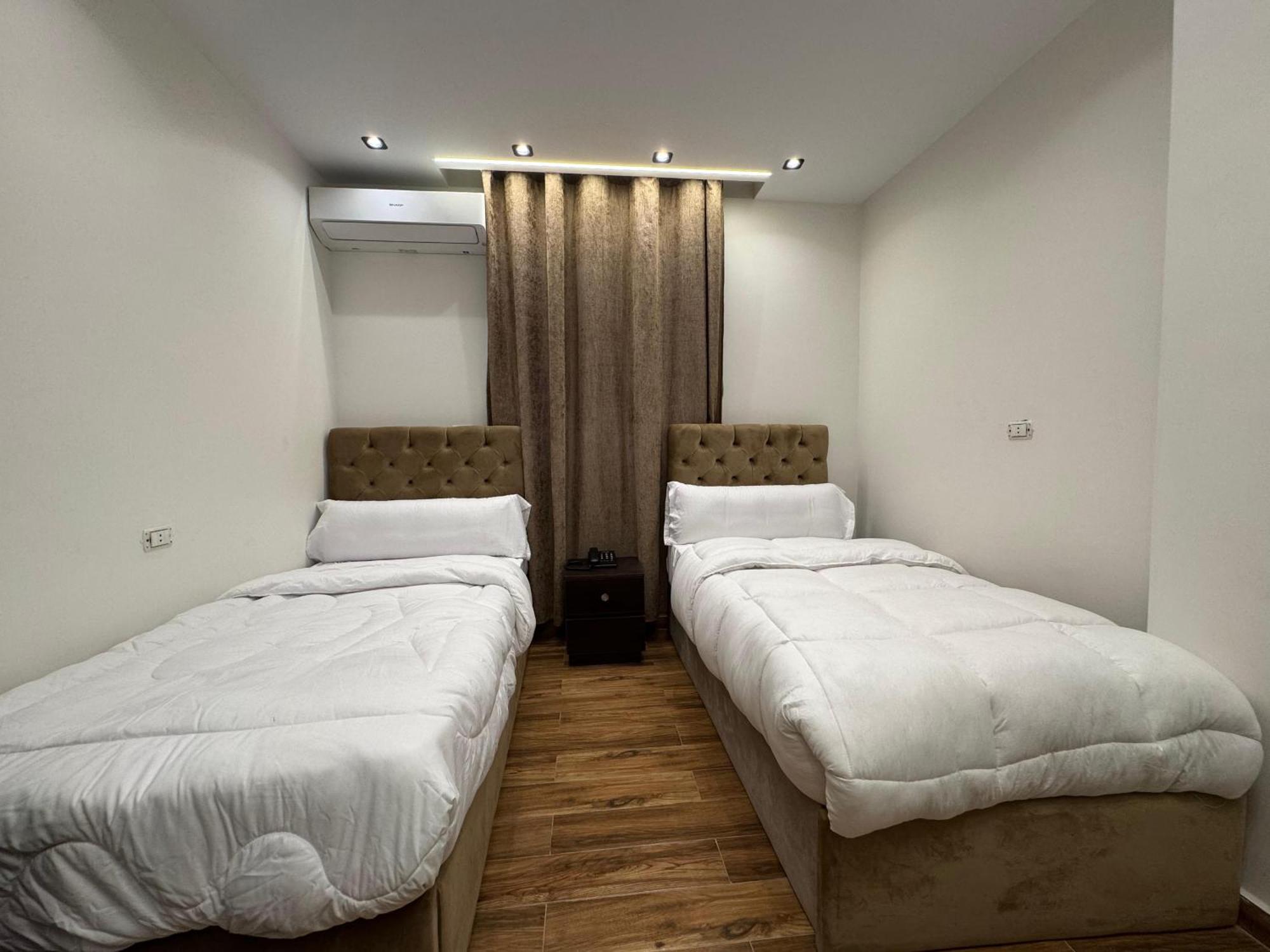 New White Pyramids Inn Ghatati Exterior photo