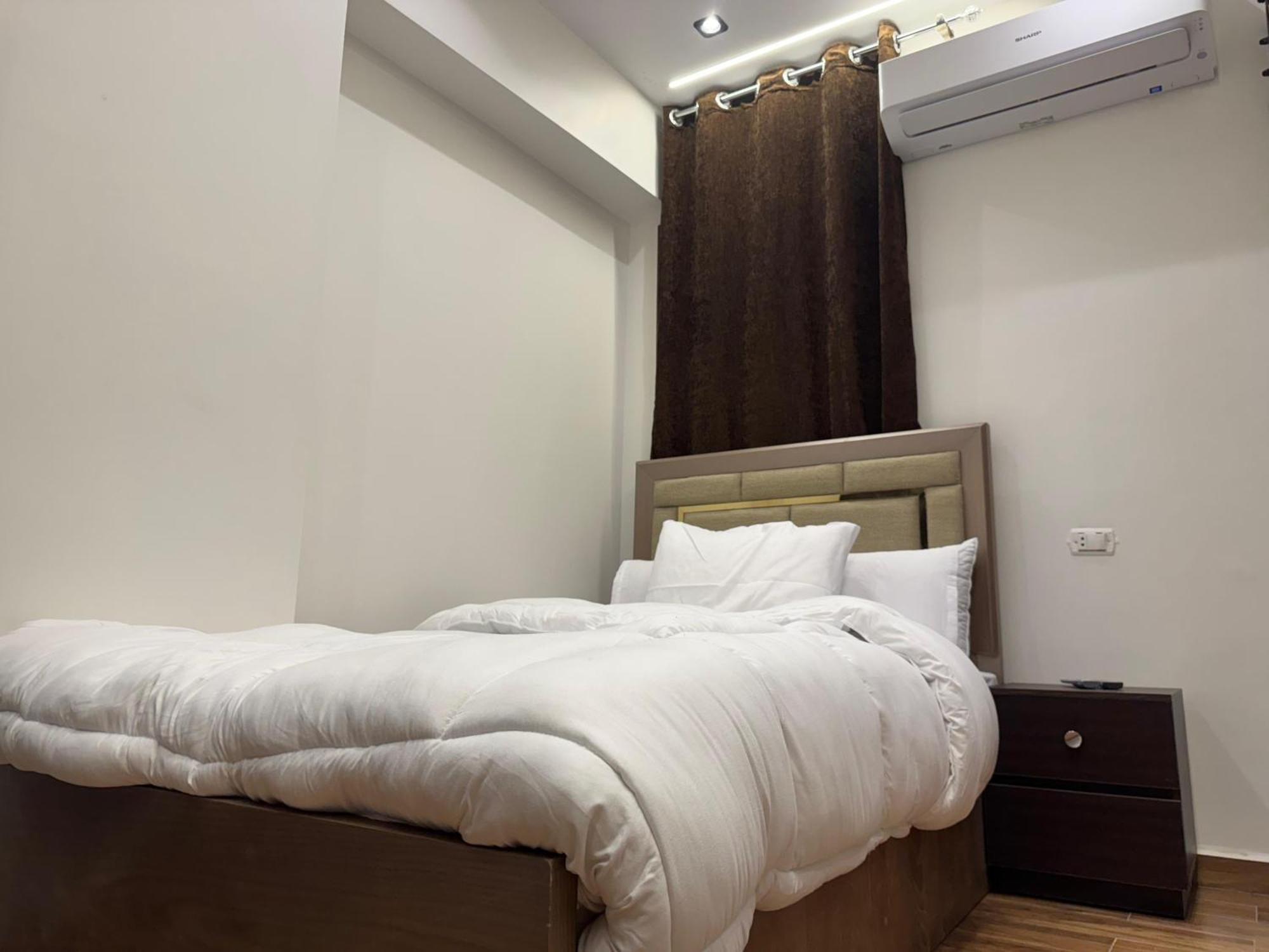 New White Pyramids Inn Ghatati Exterior photo