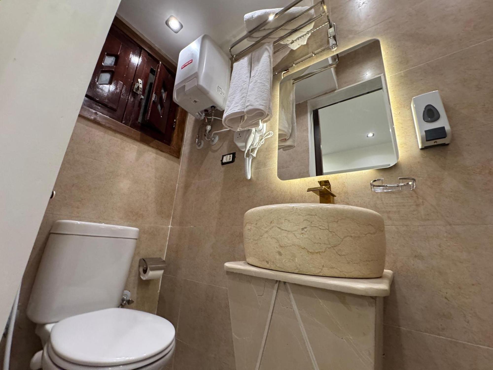 New White Pyramids Inn Ghatati Exterior photo