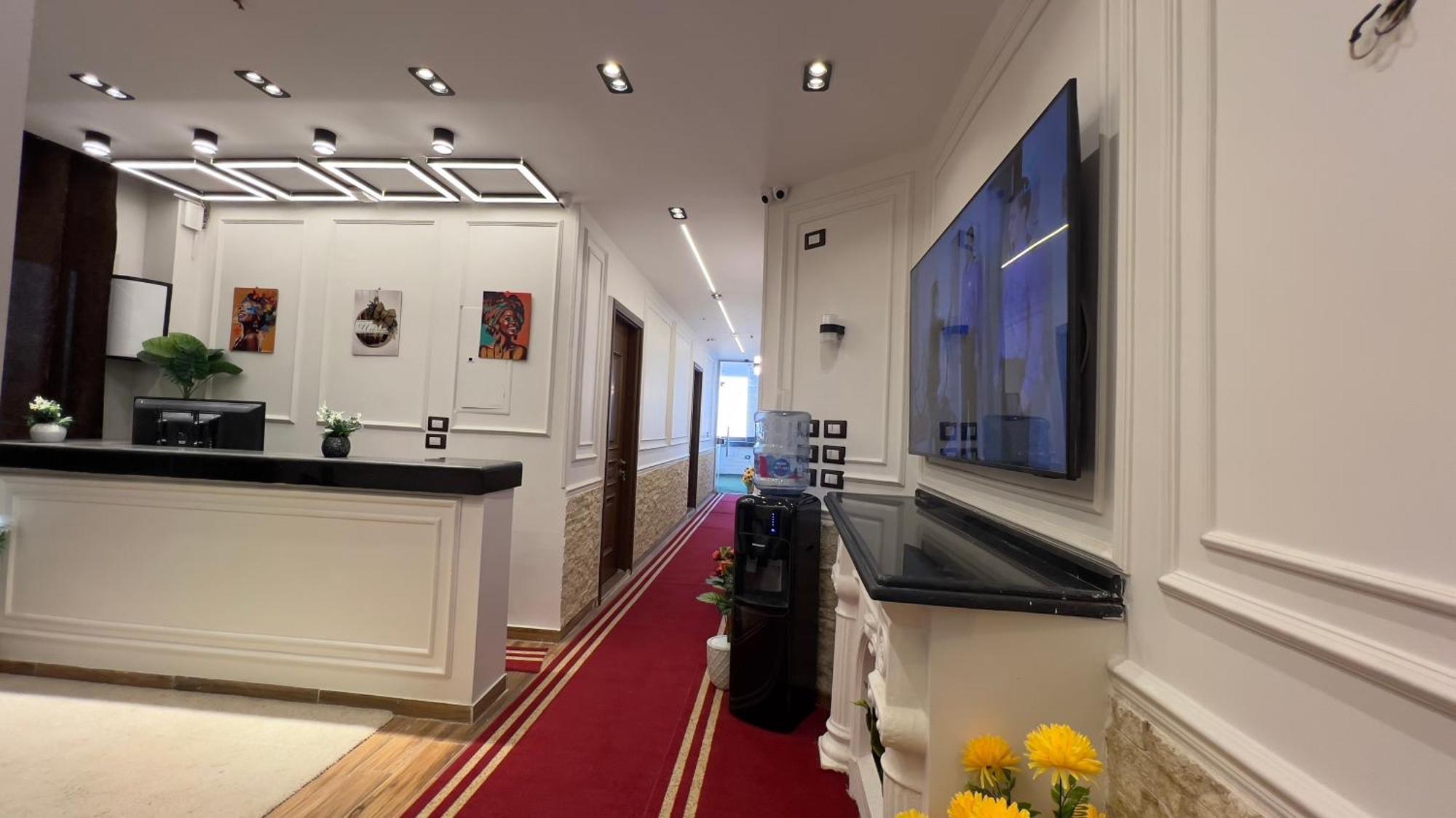 New White Pyramids Inn Ghatati Exterior photo